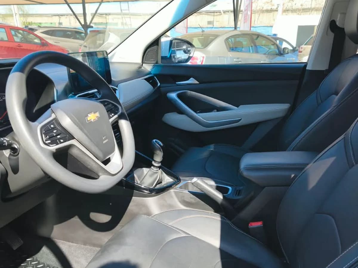 CHEVROLET Captiva 1.5 MT6 4X2 2023 - Imagen 10