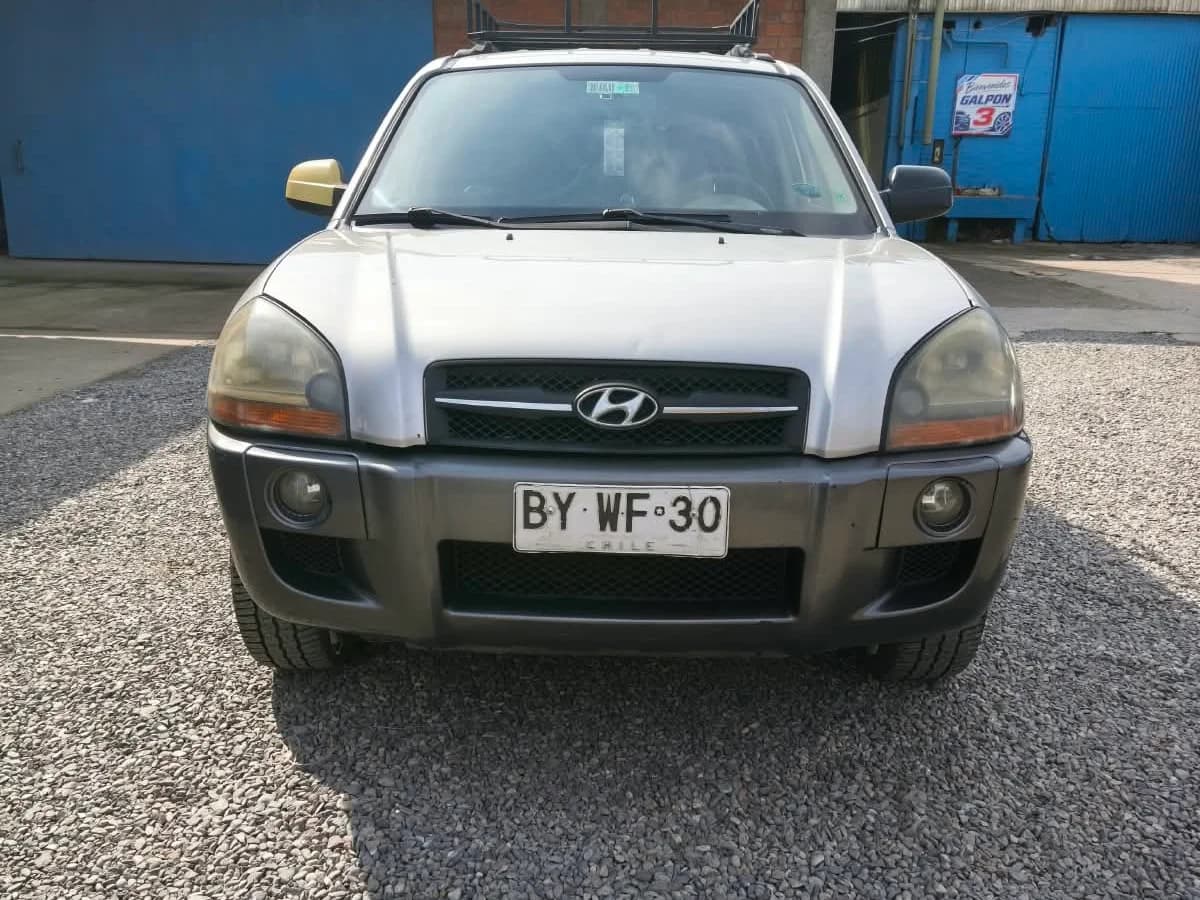 HYUNDAI Tucson GL 2.0 4X4 2009 - Imagen 2