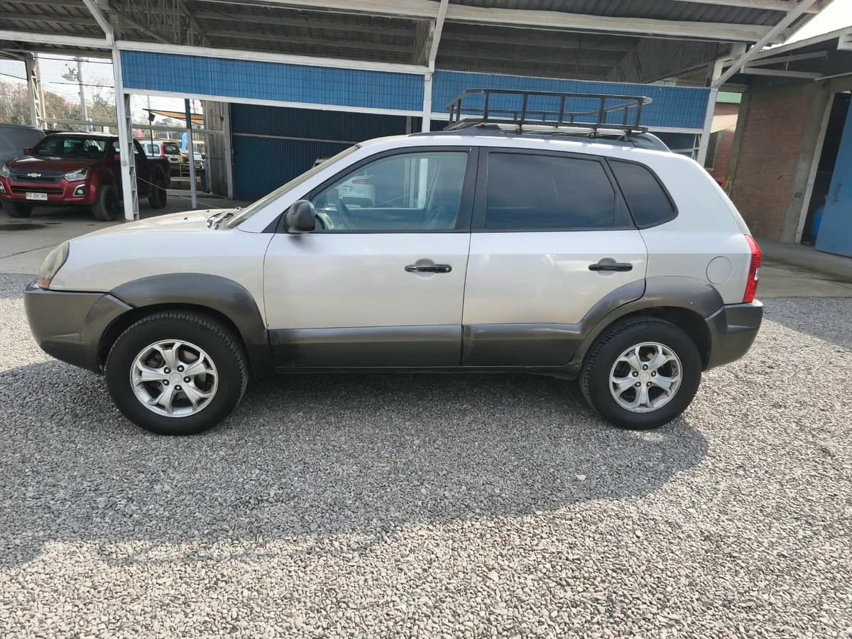 HYUNDAI Tucson GL 2.0 4X4 2009 - Imagen 10