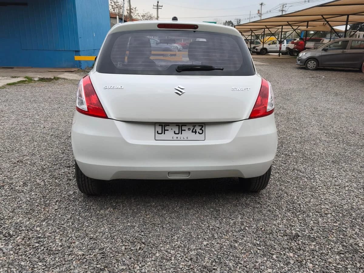 SUZUKI Swift 1.2 GL SPORT 4X2 HB AC MT 5P 2017 - Imagen 4