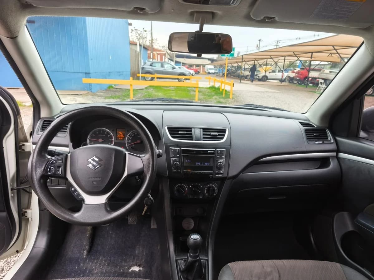 SUZUKI Swift 1.2 GL SPORT 4X2 HB AC MT 5P 2017 - Imagen 9