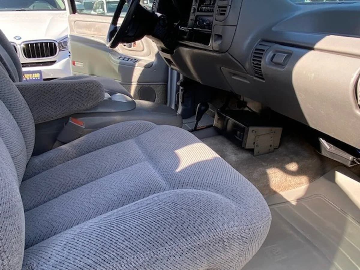 CHEVROLET TAHOE 5.7 V8 350 1995 - Imagen 23