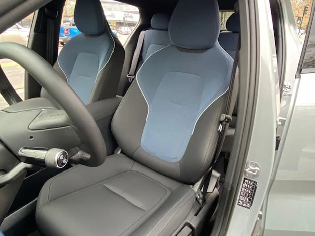 VOLVO EX30 Core 2.0 AT 2025 - Imagen 15