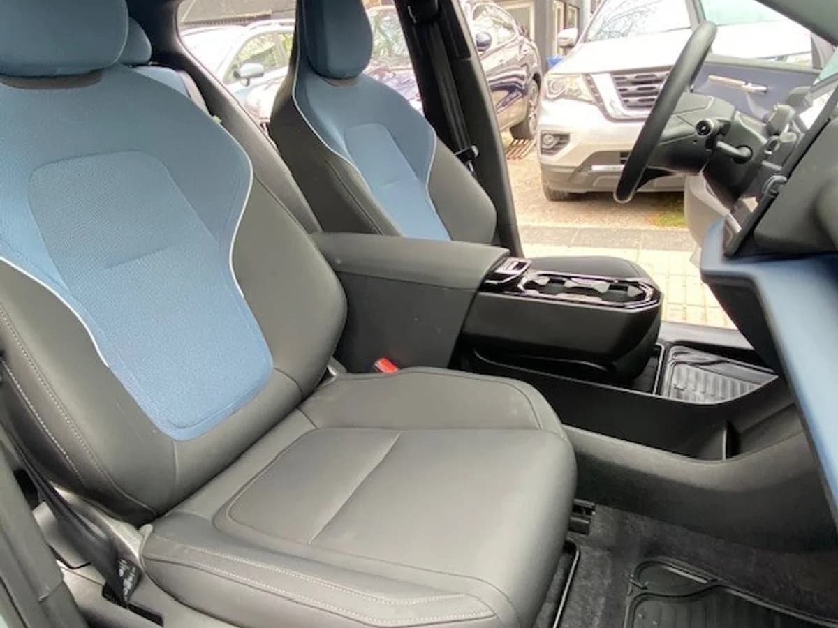 VOLVO EX30 Core 2.0 AT 2025 - Imagen 22
