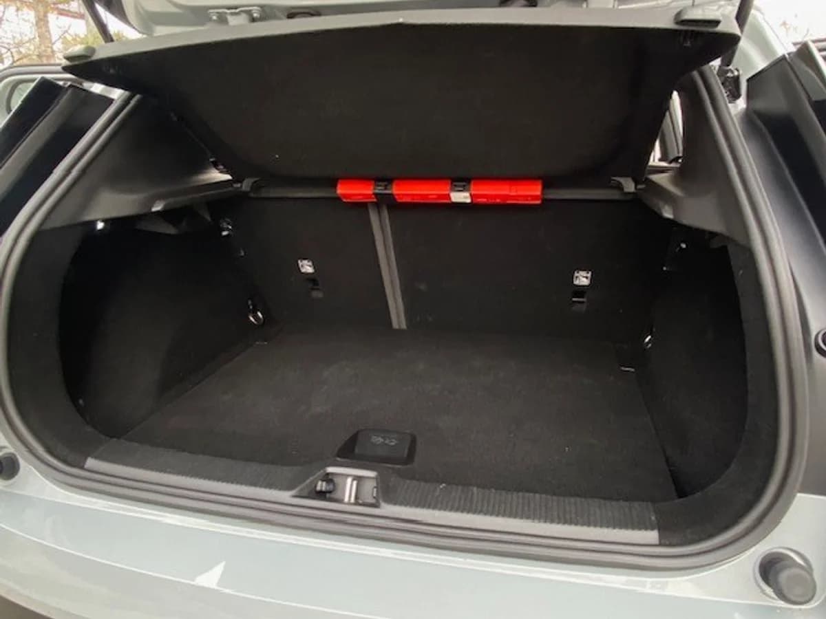 VOLVO EX30 Core 2.0 AT 2025 - Imagen 17
