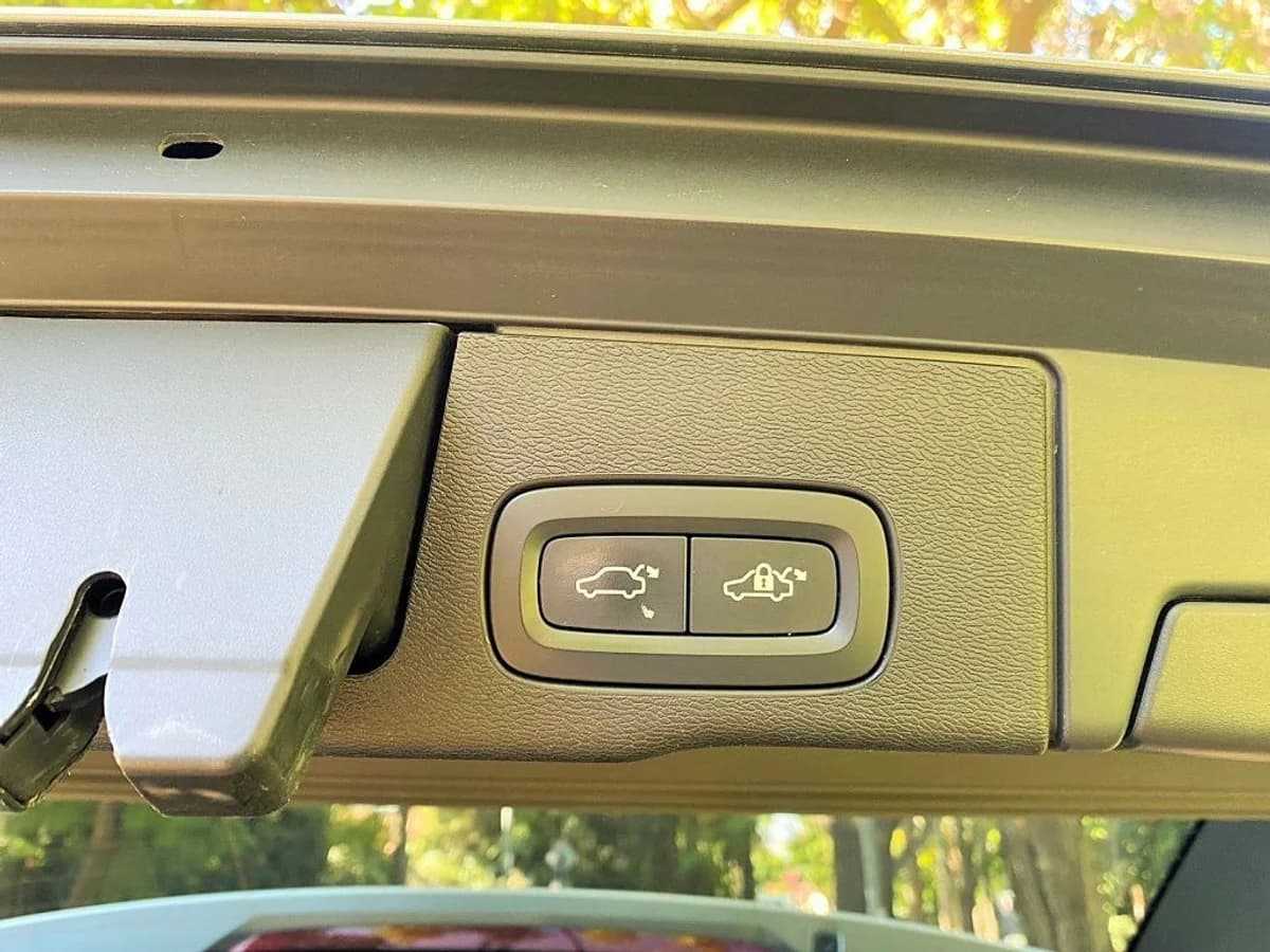 VOLVO XC60 T8 R Awd Recharge 2020 - Imagen 11
