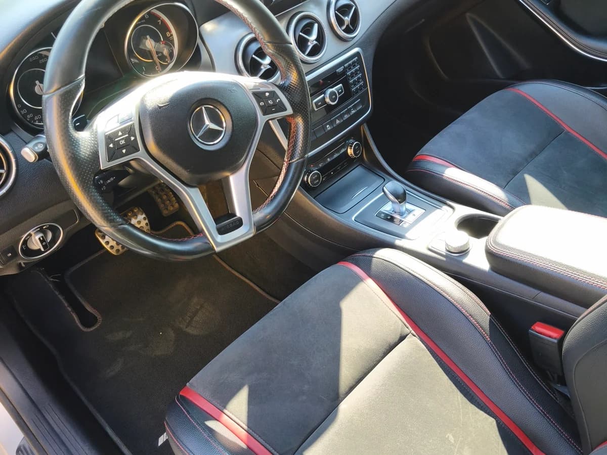MERCEDES BENZ CLA 45 AMG 4X4 AT 4P 2016 - Imagen 9