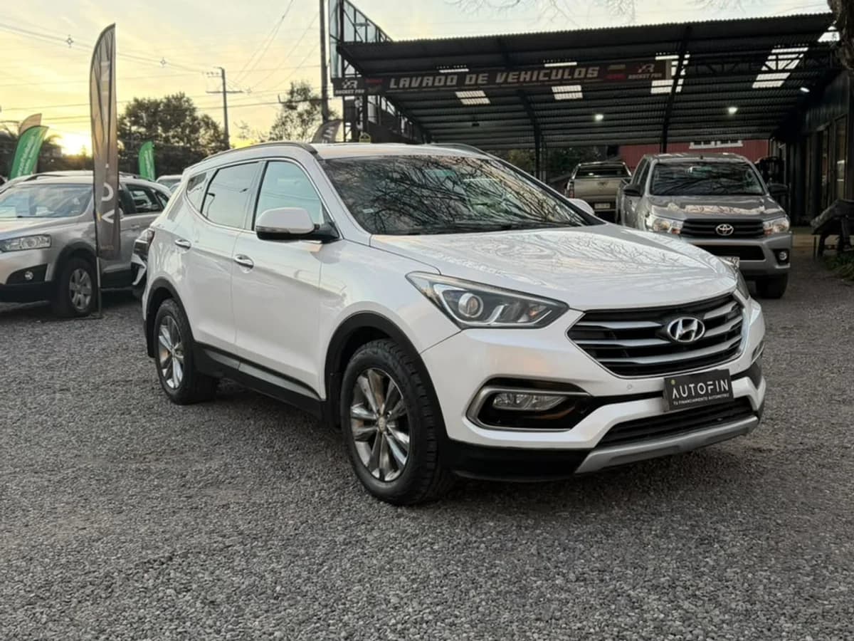 HYUNDAI Santa Fe GLS 2.4 2017 - Imagen 4