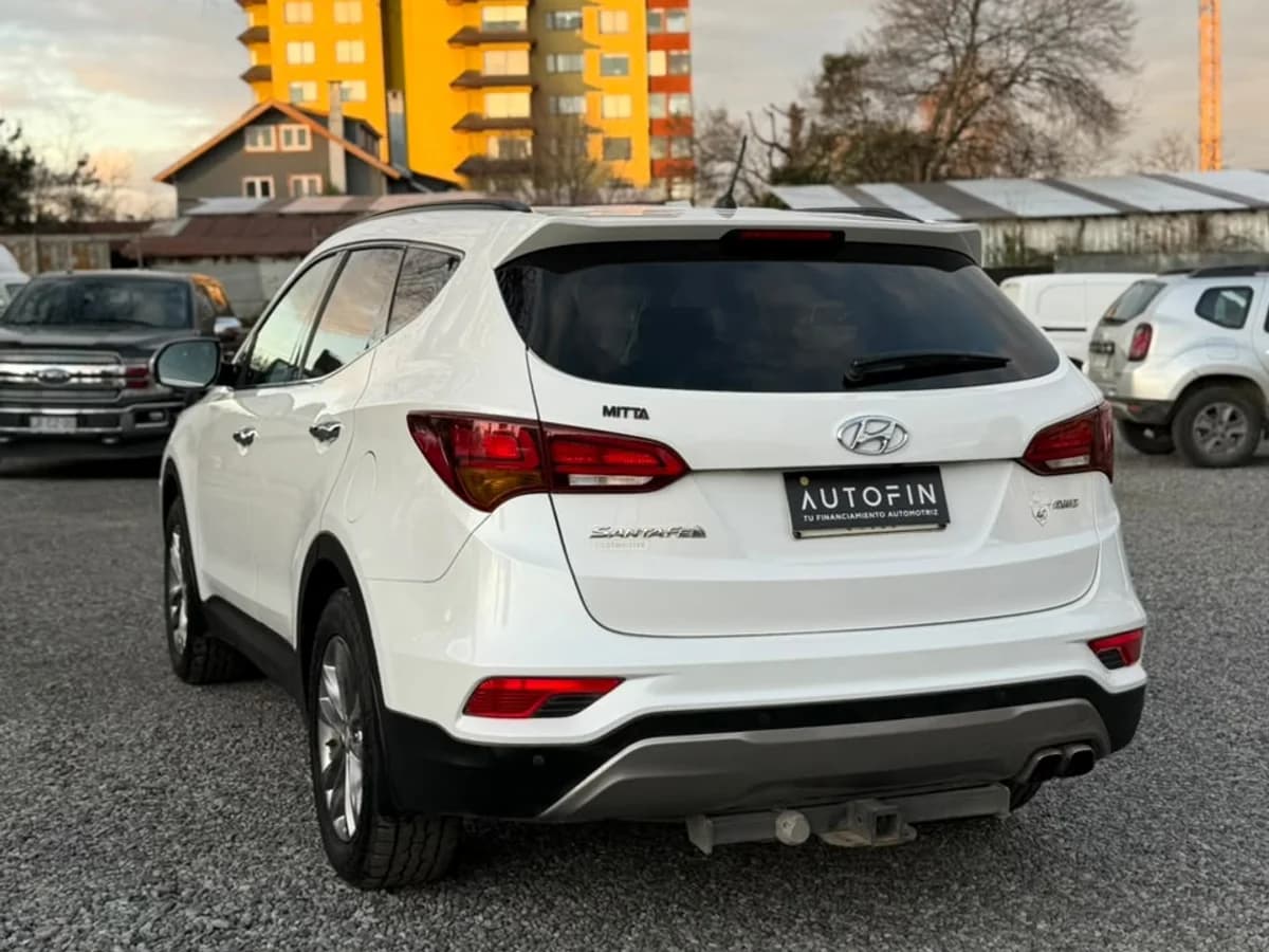 HYUNDAI Santa Fe GLS 2.4 2017 - Imagen 8