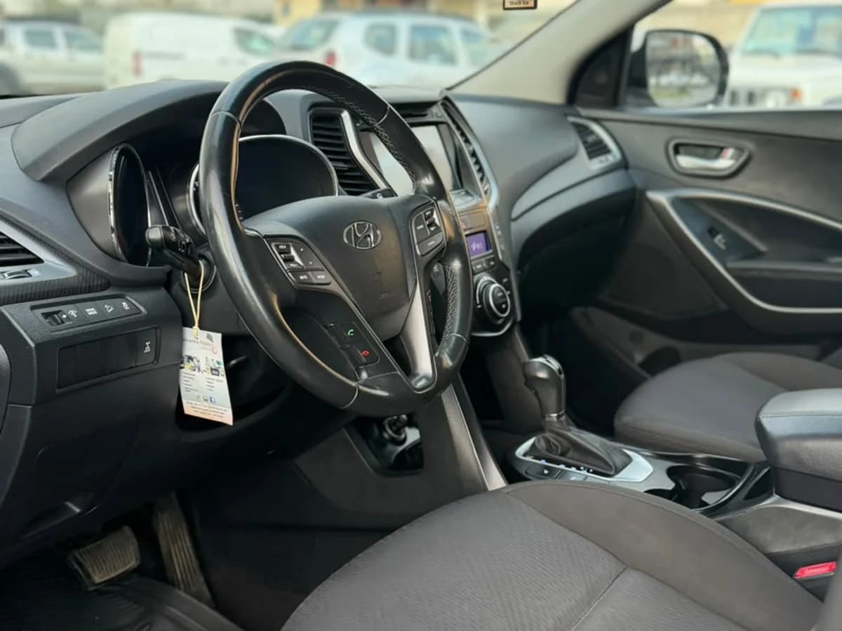 HYUNDAI Santa Fe GLS 2.4 2017 - Imagen 10