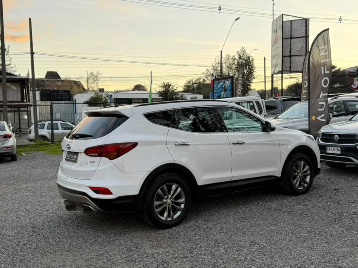 HYUNDAI Santa Fe GLS 2.4 2017 - Imagen 18