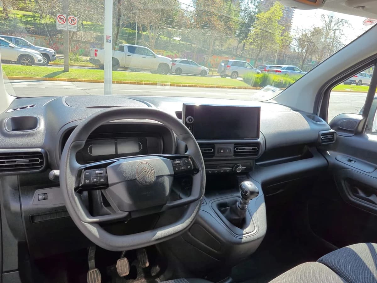 CITROËN BERLINGO 1.5 BLUEHDI 2025 - Imagen 11