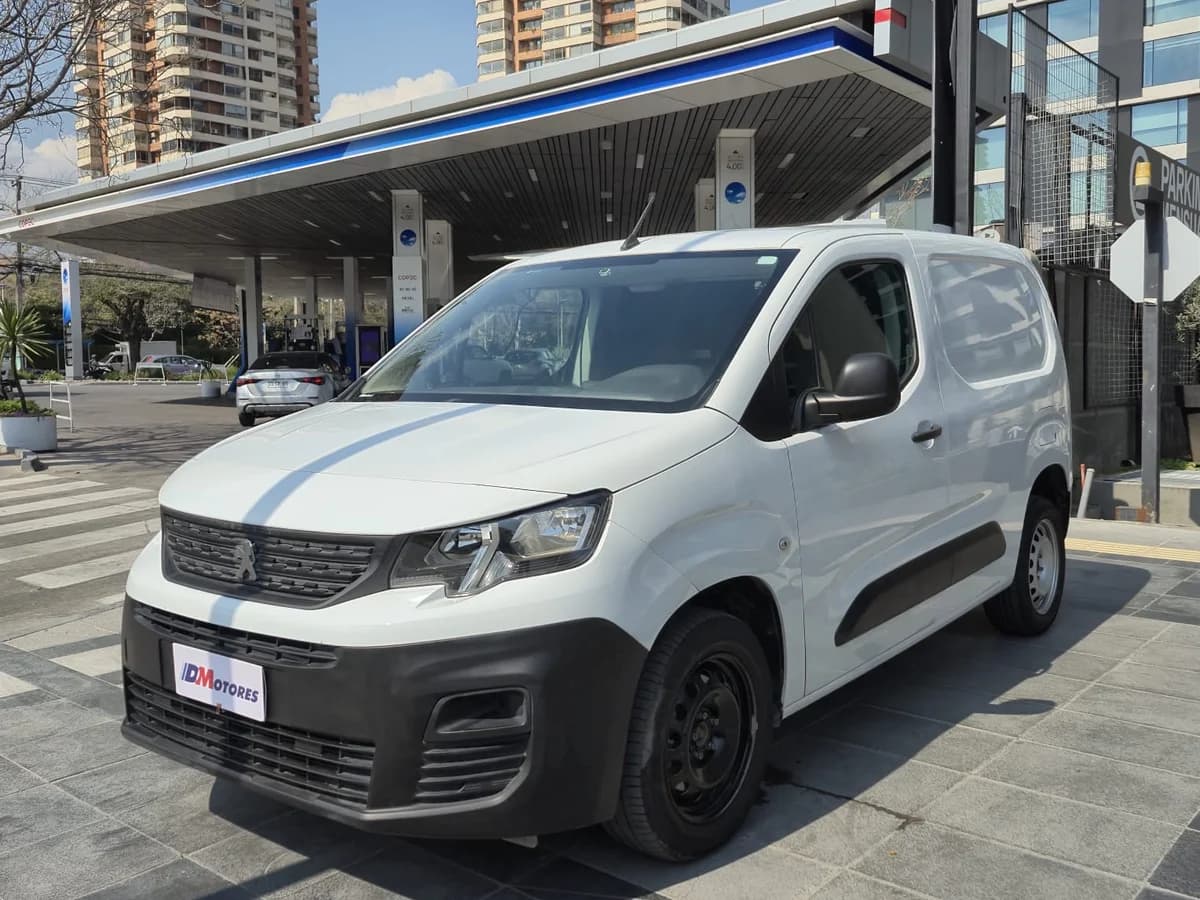 PEUGEOT Partner L1 BLUE HDI 100 1.5 2023 - Imagen 1