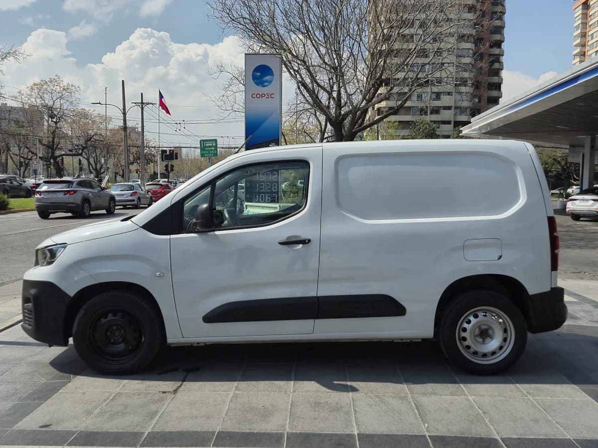 PEUGEOT Partner L1 BLUE HDI 100 1.5 2023 - Imagen 2