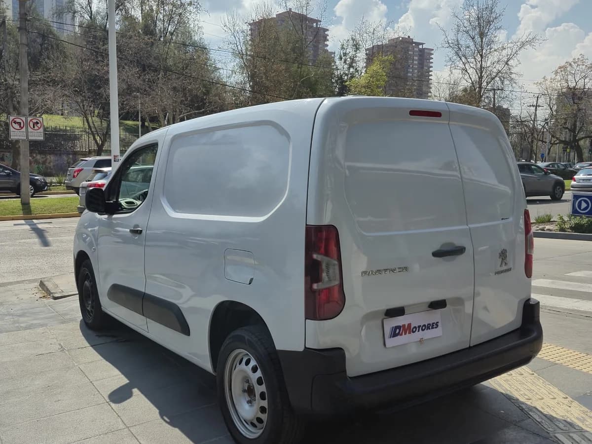 PEUGEOT Partner L1 BLUE HDI 100 1.5 2023 - Imagen 3