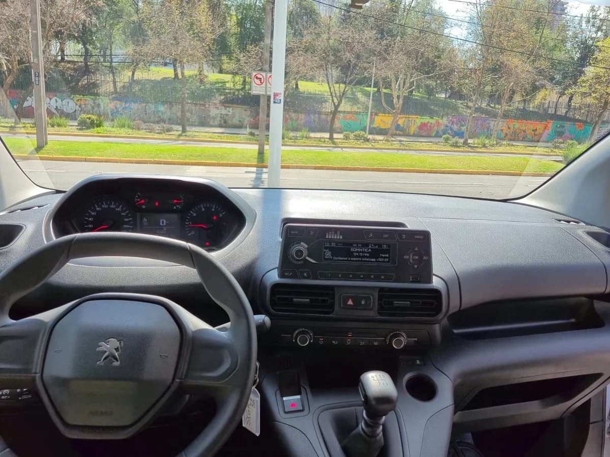 PEUGEOT Partner L1 BLUE HDI 100 1.5 2023 - Imagen 12