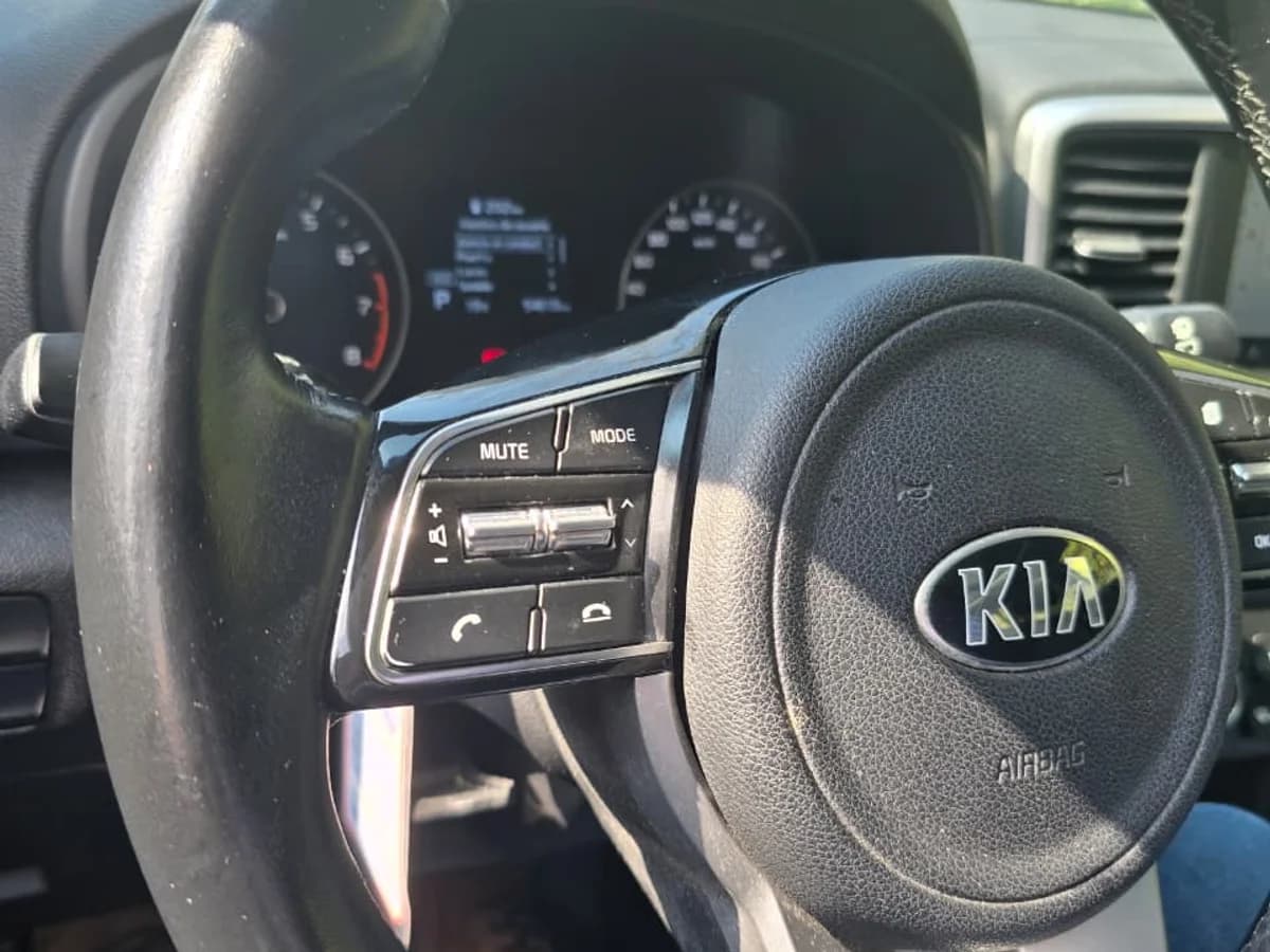 KIA Sportage 2.0 LX 2WD SPECIAL PACK 6AT 5P. 2021 - Imagen 22