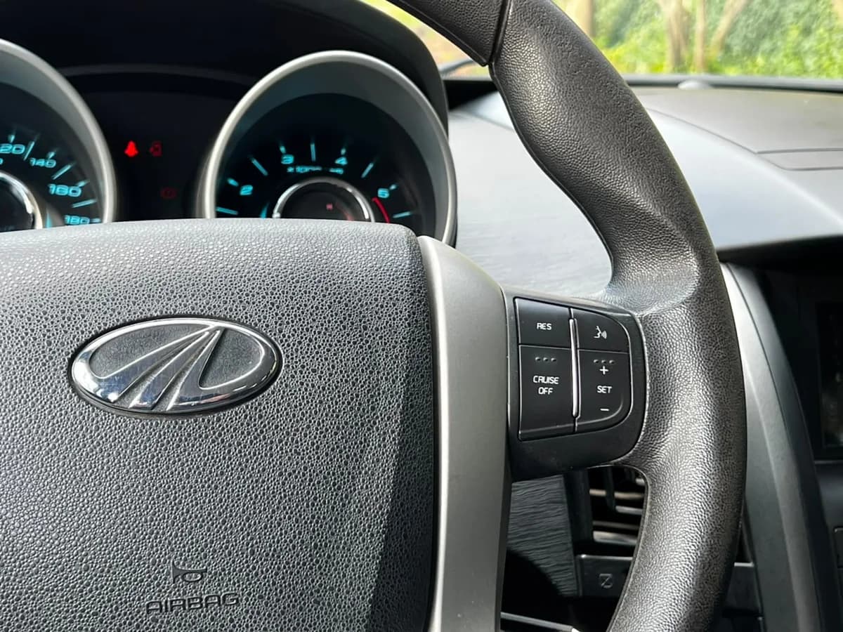 MAHINDRA XUV 500 2.2L BENCINA 4X2 AUT AÑO 2019 - Imagen 16