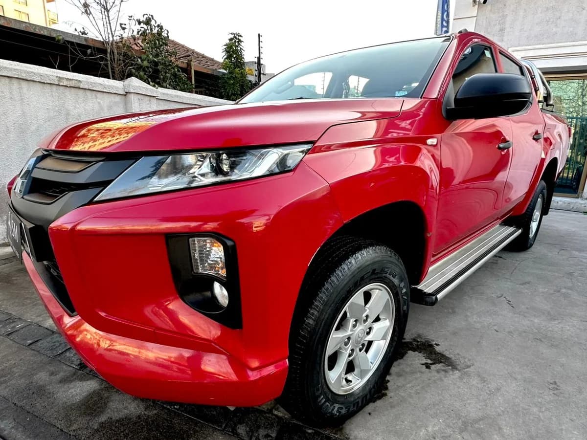 MITSUBISHI L200 WORK CR WF 2.4 2023 - Imagen 15