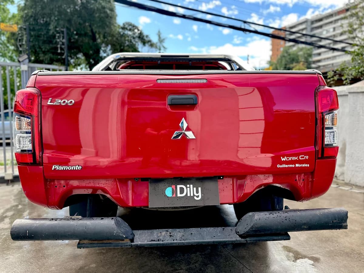 MITSUBISHI L200 WORK CR WF 2.4 2023 - Imagen 18