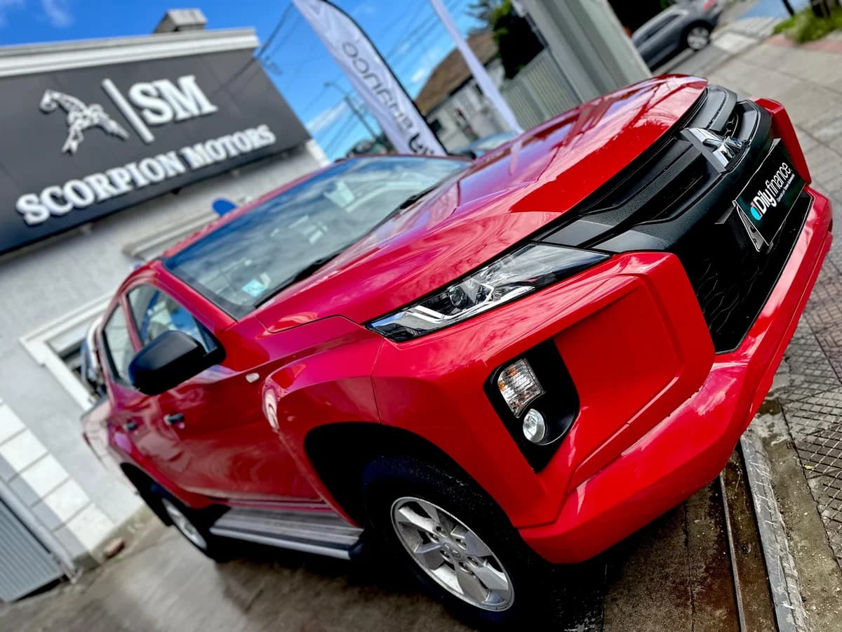MITSUBISHI L200 WORK CR WF 2.4 2023 - Imagen 22
