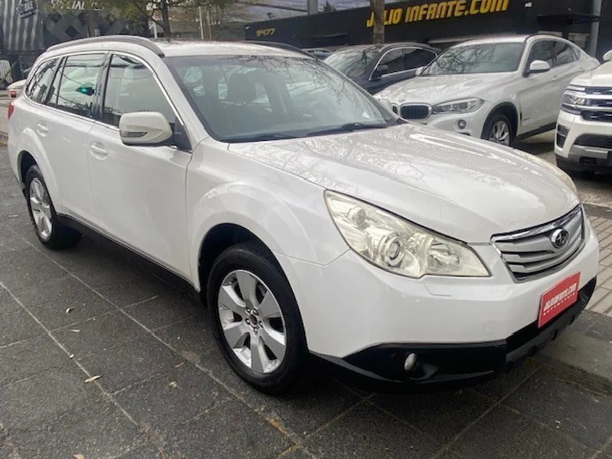SUBARU OUTBACK 2.5 AWD 2010 - Imagen 3