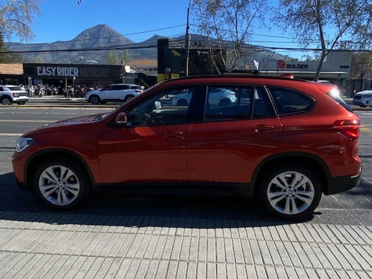 BMW X1 SDrive18D 2.0 AUT 2019 - Imagen 9