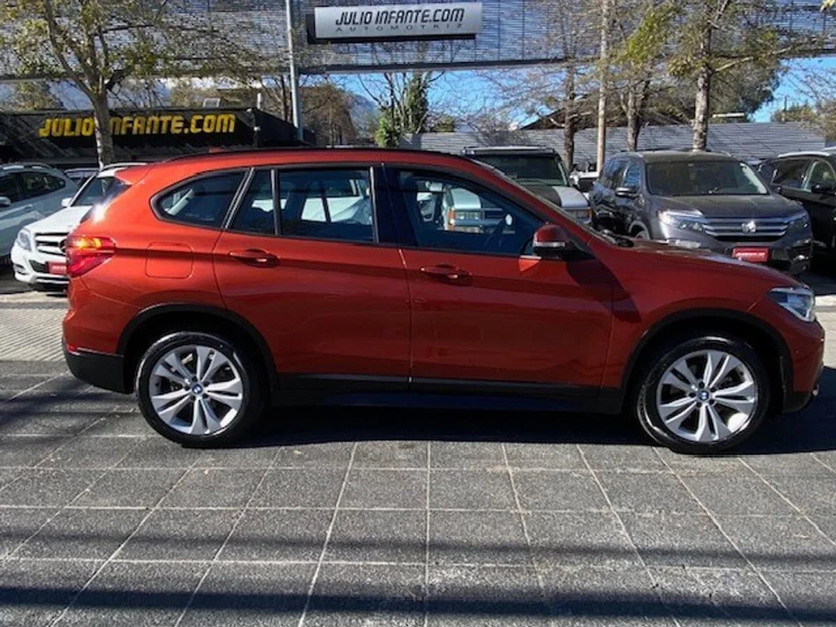 BMW X1 SDrive18D 2.0 AUT 2019 - Imagen 8
