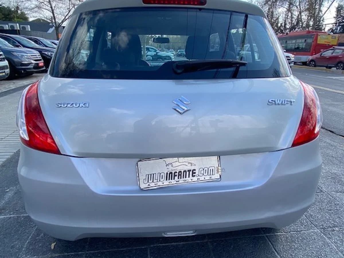SUZUKI SWIFT GL 1.2 Aire 2018 - Imagen 6