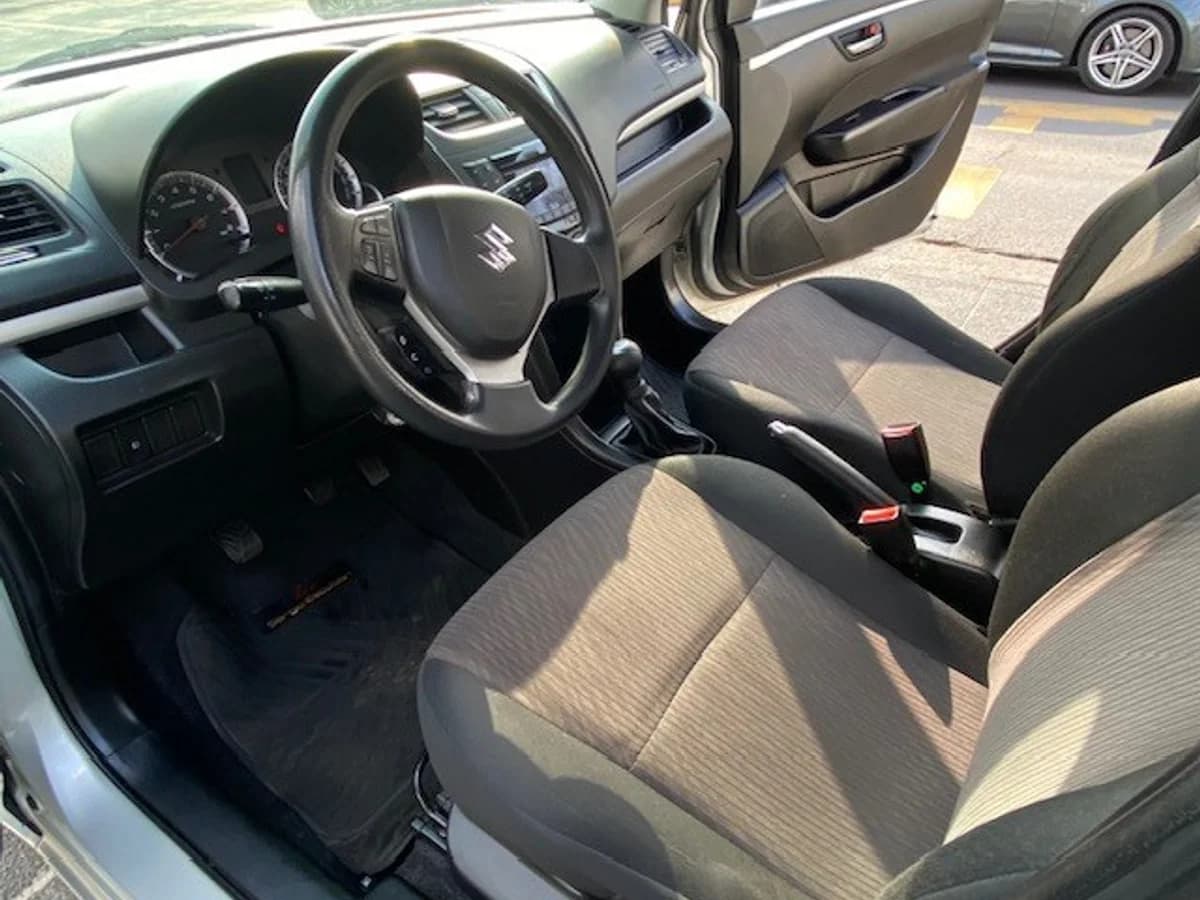 SUZUKI SWIFT GL 1.2 Aire 2018 - Imagen 10