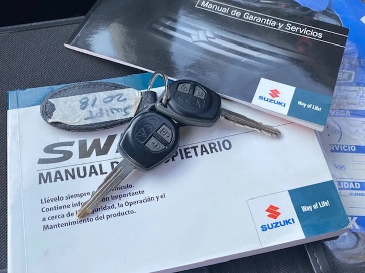 SUZUKI SWIFT GL 1.2 Aire 2018 - Imagen 11