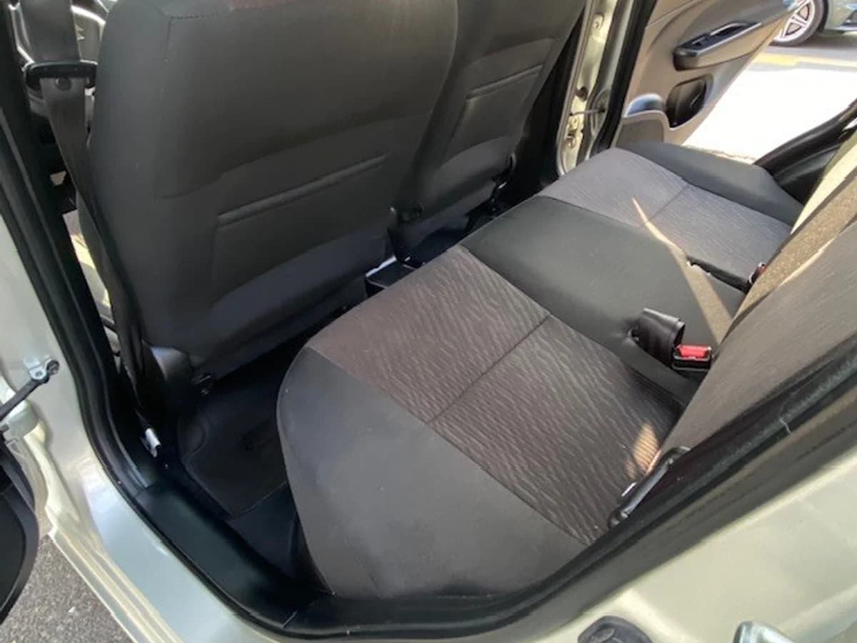 SUZUKI SWIFT GL 1.2 Aire 2018 - Imagen 16