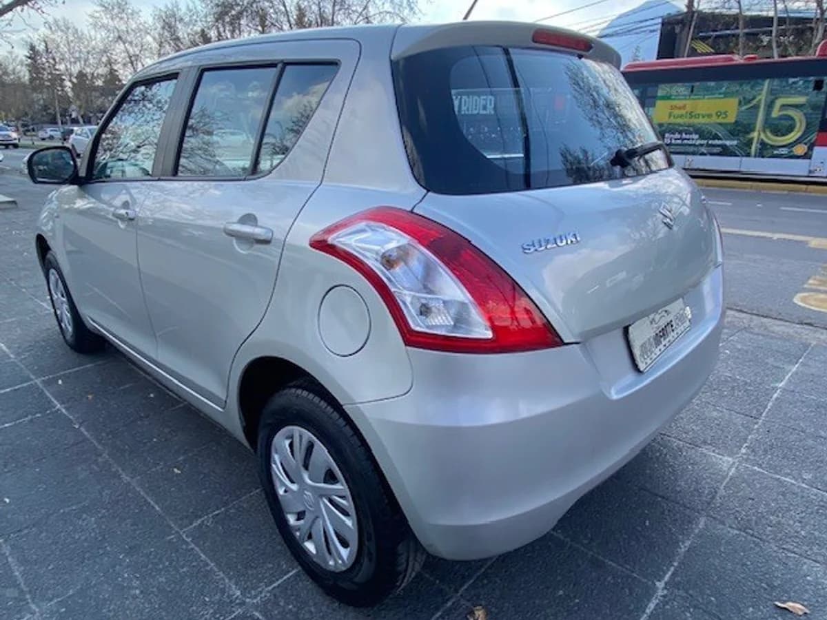 SUZUKI SWIFT GL 1.2 Aire 2018 - Imagen 4