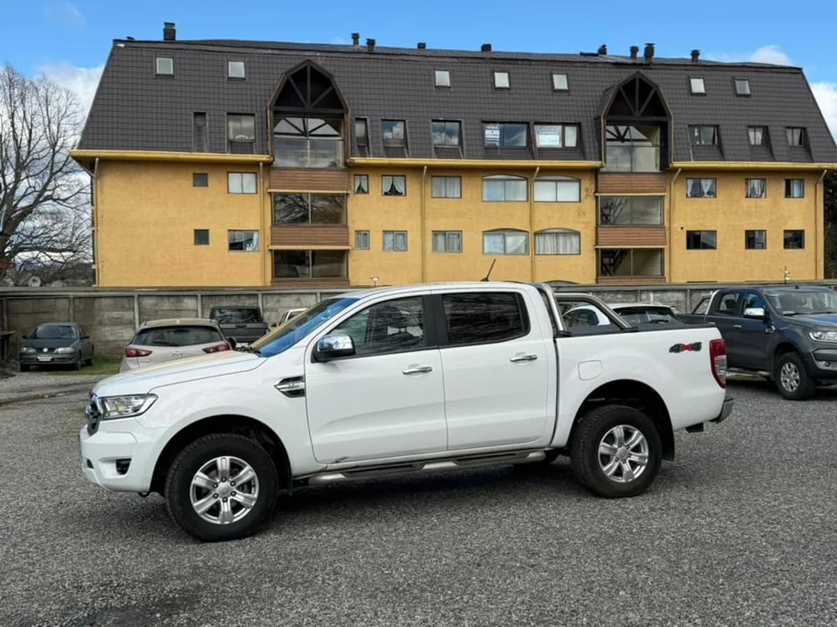 FORD Ranger 3.2 XLT 4X4 DIESEL DOB. CAB. AT 4P 2023 - Imagen 7