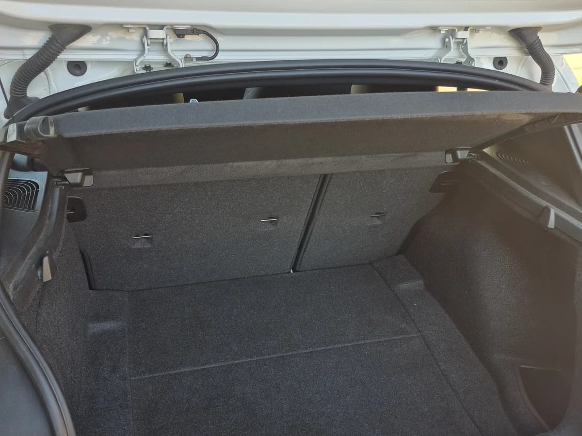 BMW 120 2.0 HATCHBACK AUTOMÁTICO 2019 - Imagen 6