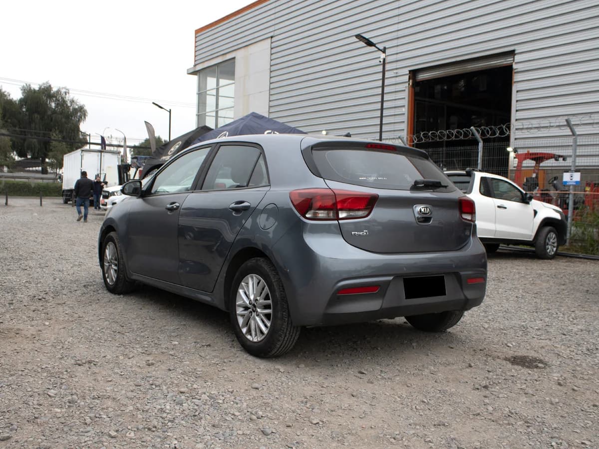 KIA Rio 5 EX 1.4 AUT 2018 - Imagen 6