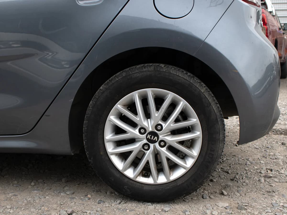 KIA Rio 5 EX 1.4 AUT 2018 - Imagen 7