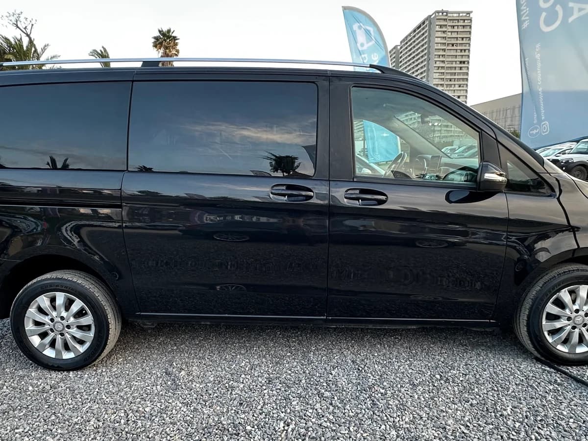 MERCEDES BENZ V 220 2.2 CDI AUT 2015 - Imagen 4