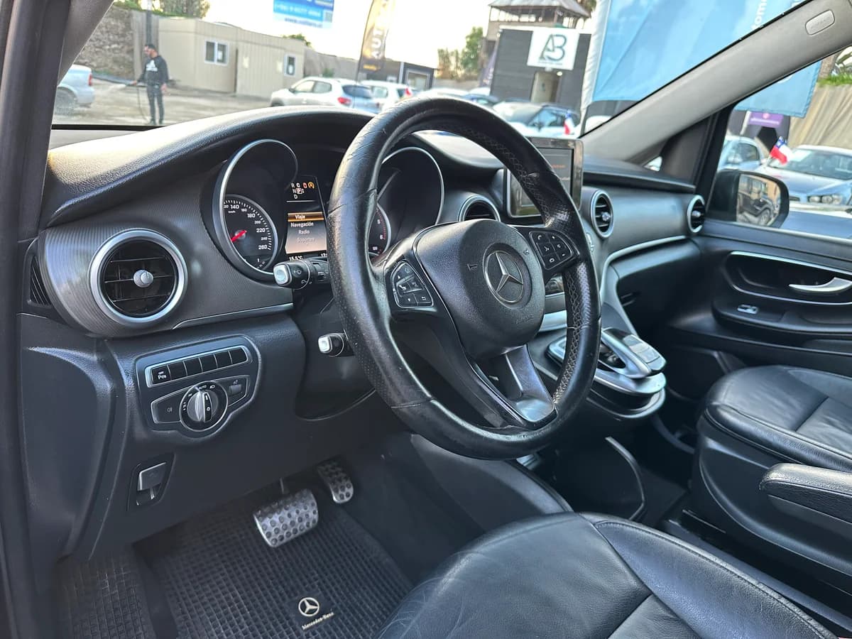 MERCEDES BENZ V 220 2.2 CDI AUT 2015 - Imagen 15