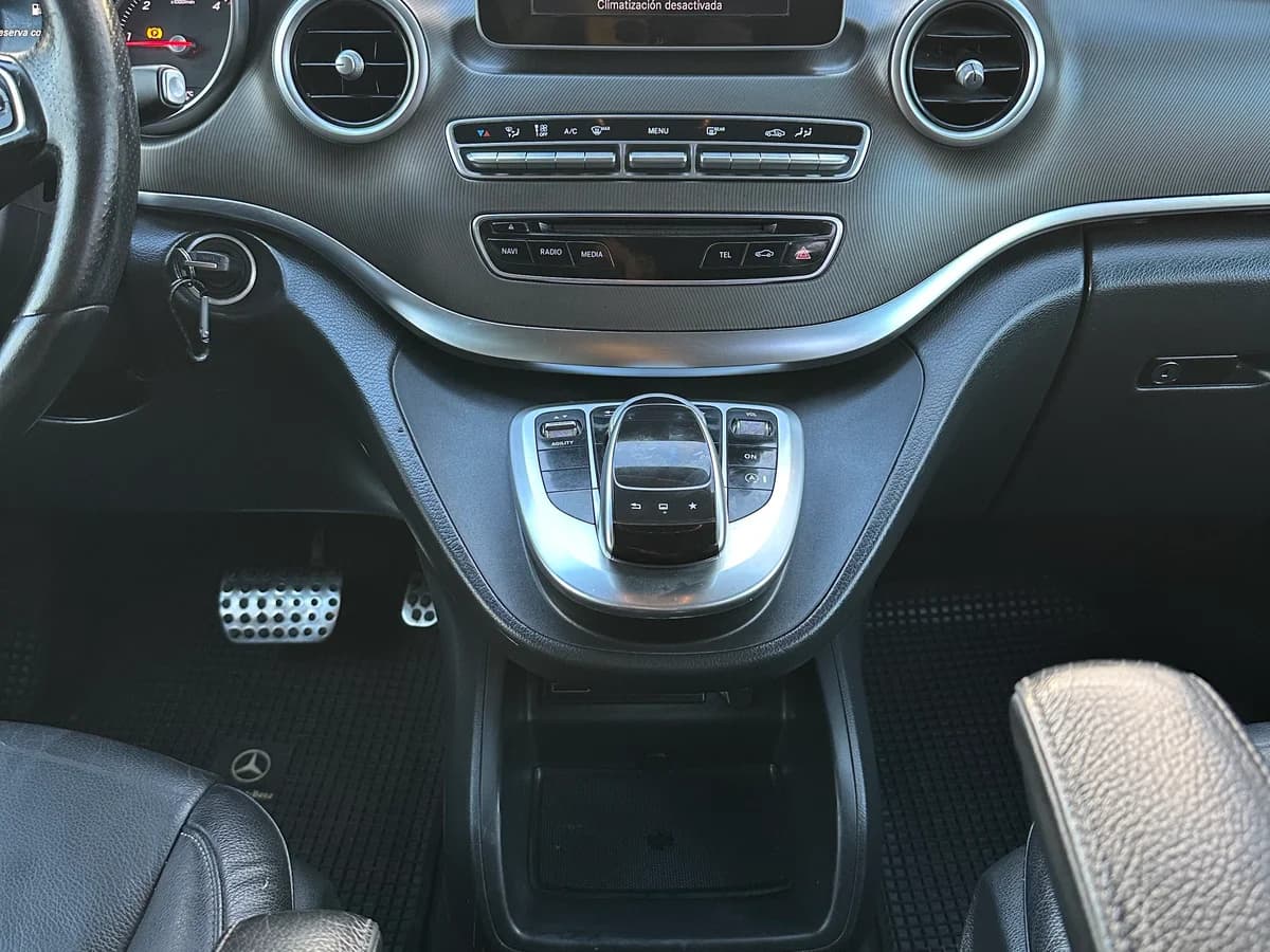 MERCEDES BENZ V 220 2.2 CDI AUT 2015 - Imagen 19