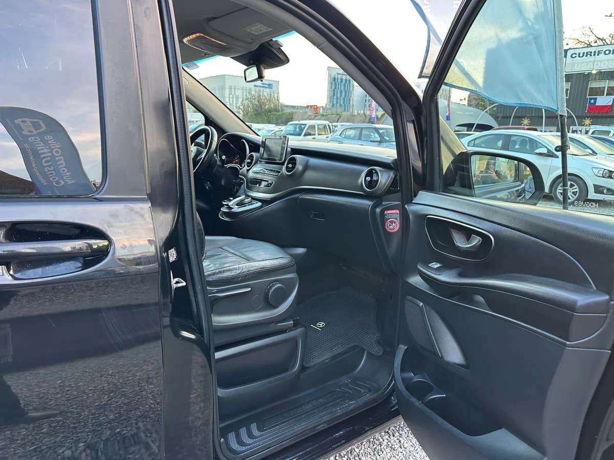 MERCEDES BENZ V 220 2.2 CDI AUT 2015 - Imagen 22