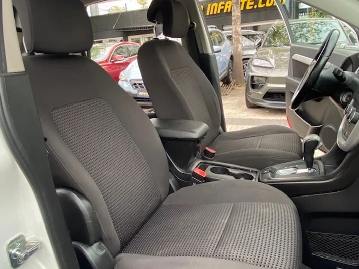 CHEVROLET CAPTIVA LS 2.4 3 Corridas 2016 - Imagen 23