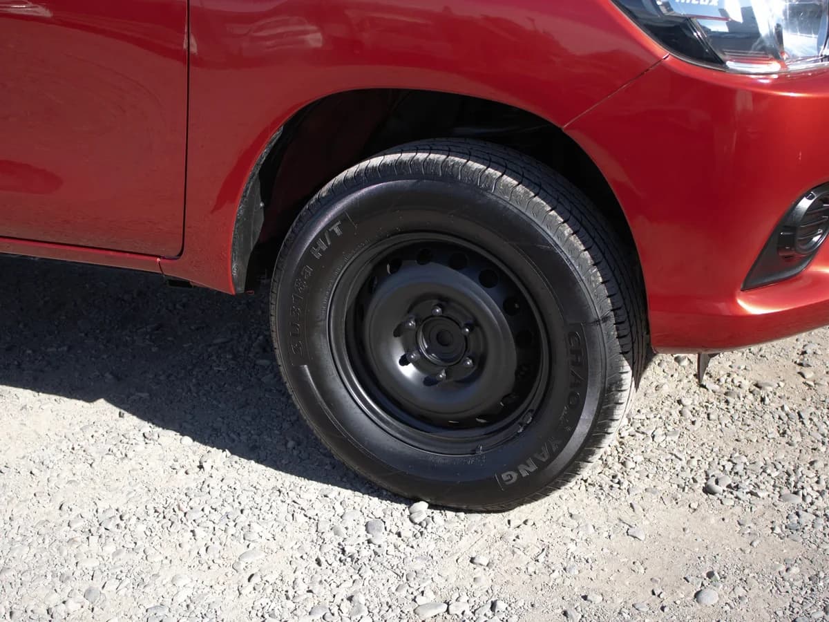 TOYOTA Hilux 4X4 - Imagen 8
