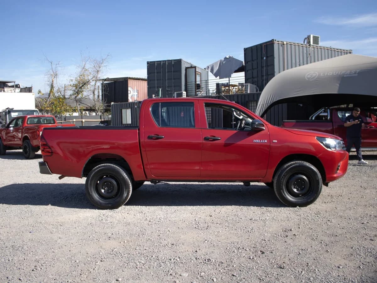 TOYOTA Hilux 4X4 - Imagen 7