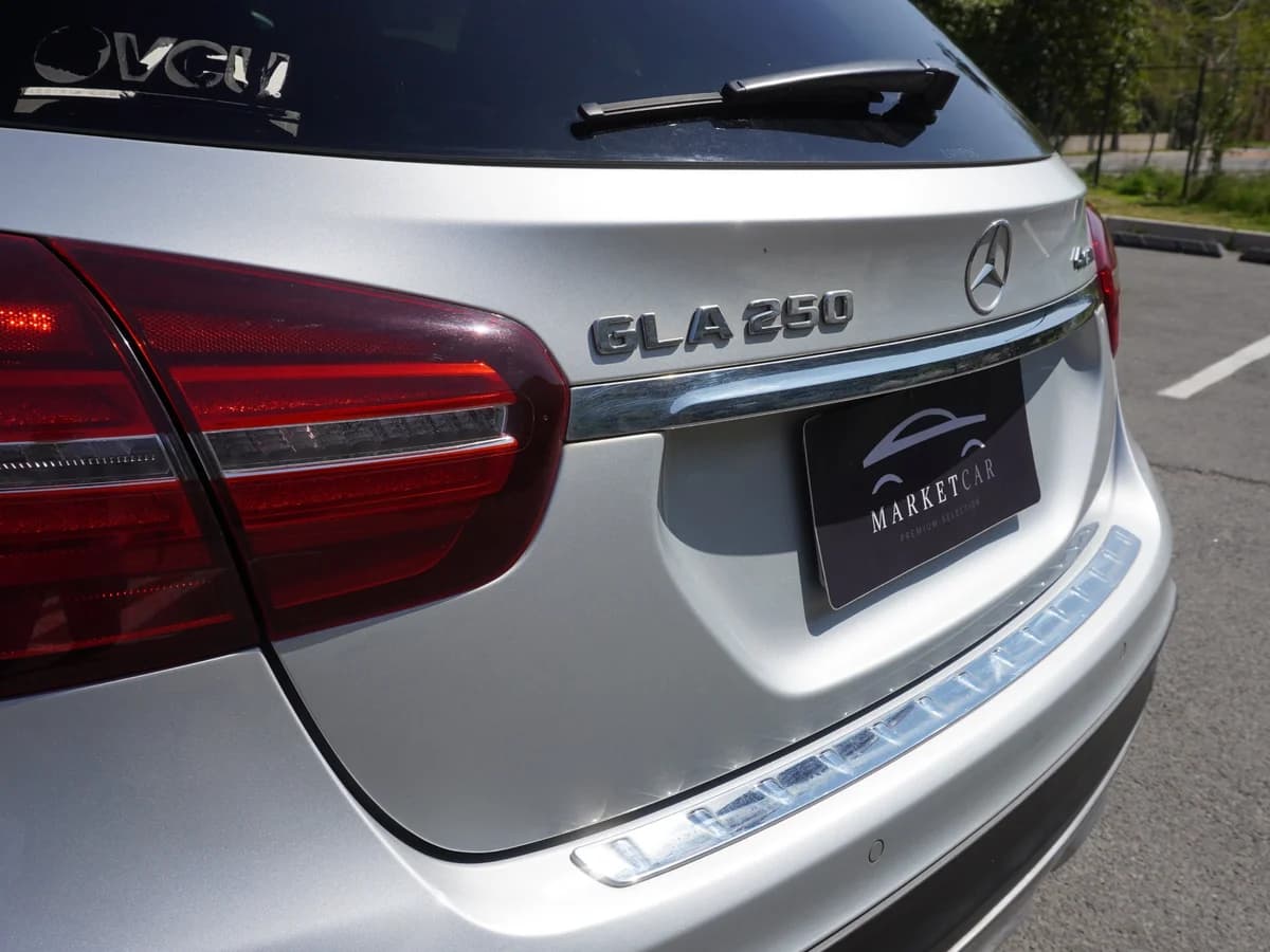 Mercedes Benz GLA 250 4Matic - Imagen 13