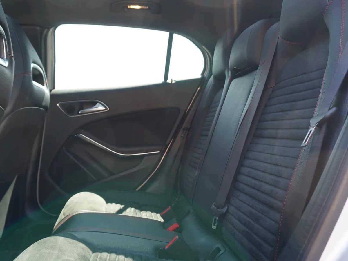 Mercedes Benz GLA 250 4Matic - Imagen 21