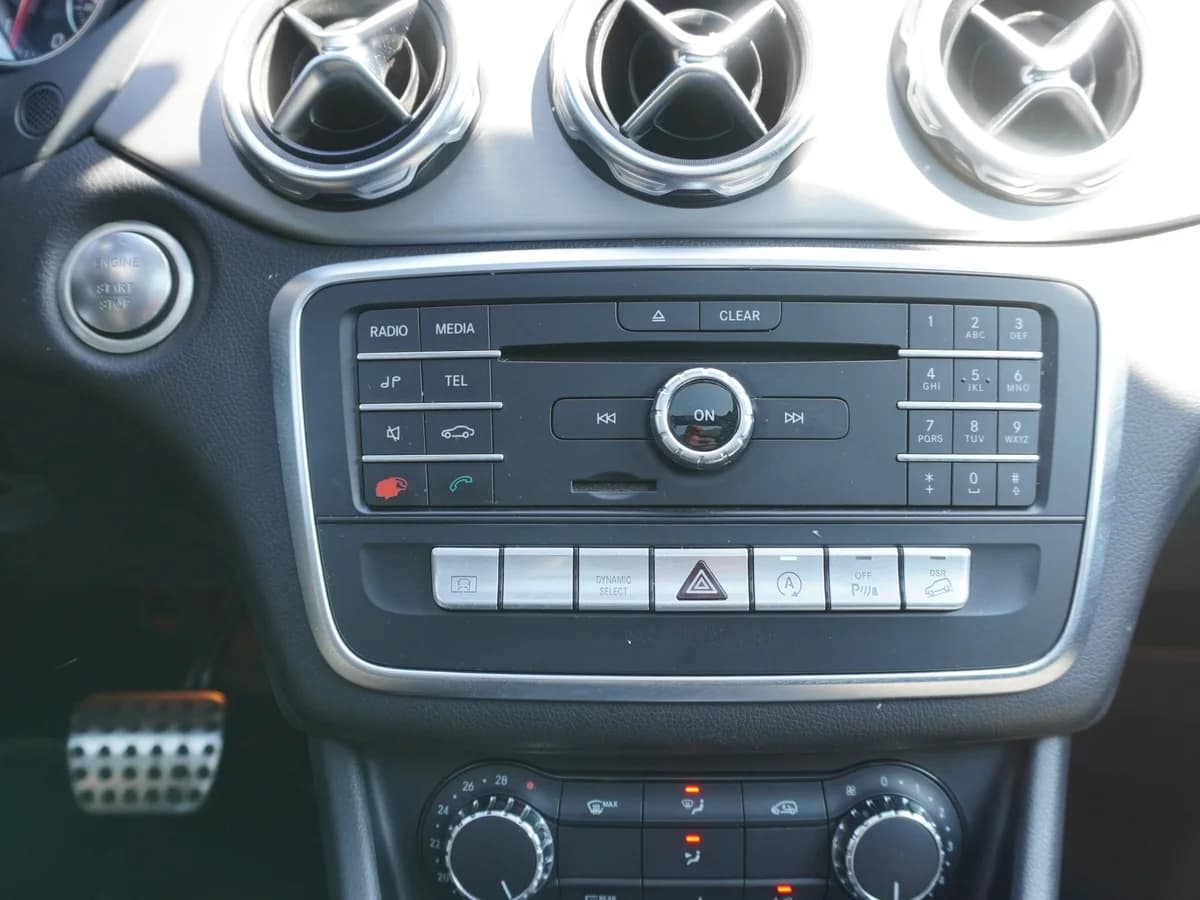 Mercedes Benz GLA 250 4Matic - Imagen 26