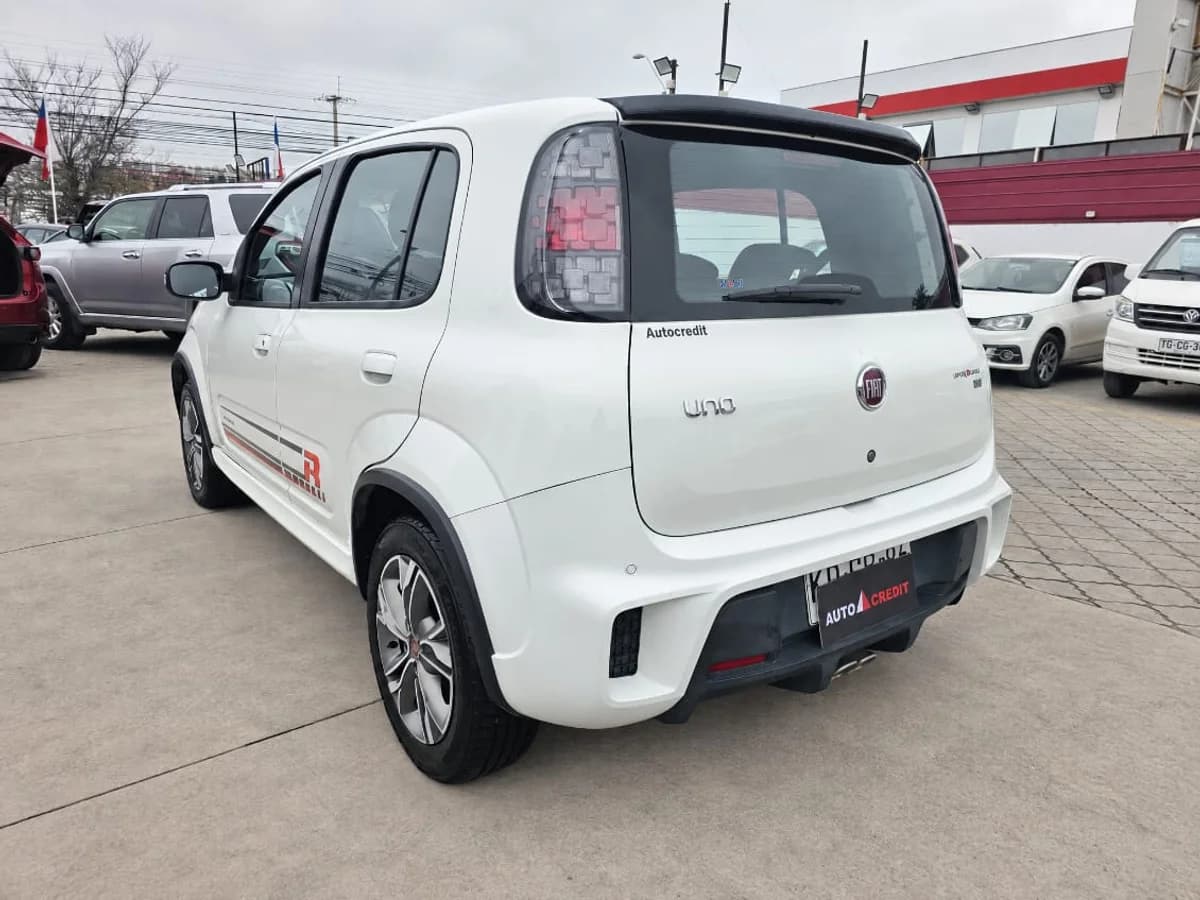 FIAT UNO SPORTING 1.4 HB 2018 - Imagen 2