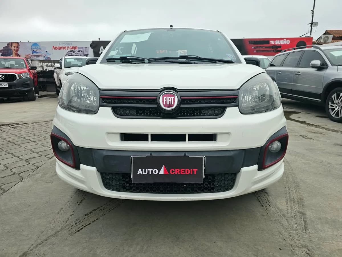 FIAT UNO SPORTING 1.4 HB 2018 - Imagen 3