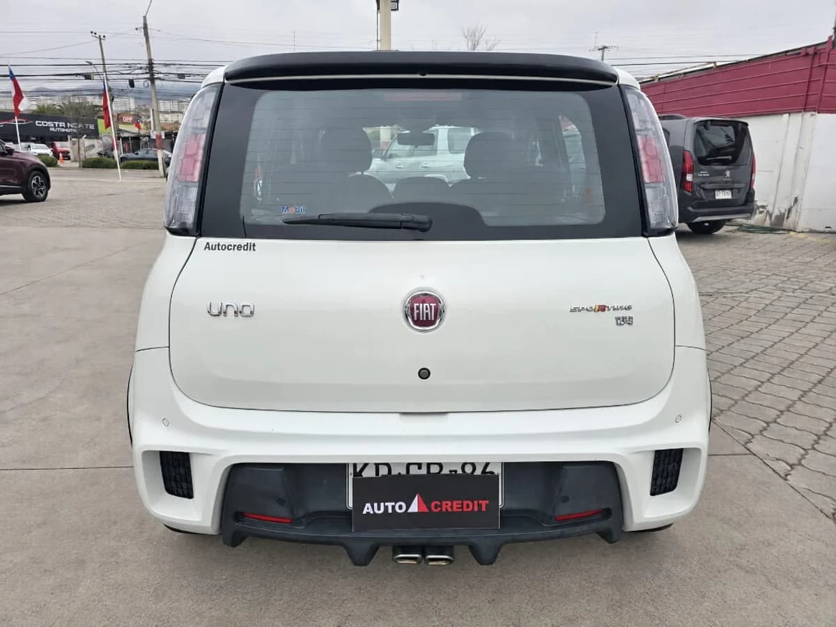 FIAT UNO SPORTING 1.4 HB 2018 - Imagen 6